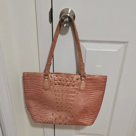 Brahmin Rose Quartz Melbourne Crocodile-Embossed Asher Tote. EUC - Picture 14 of 15